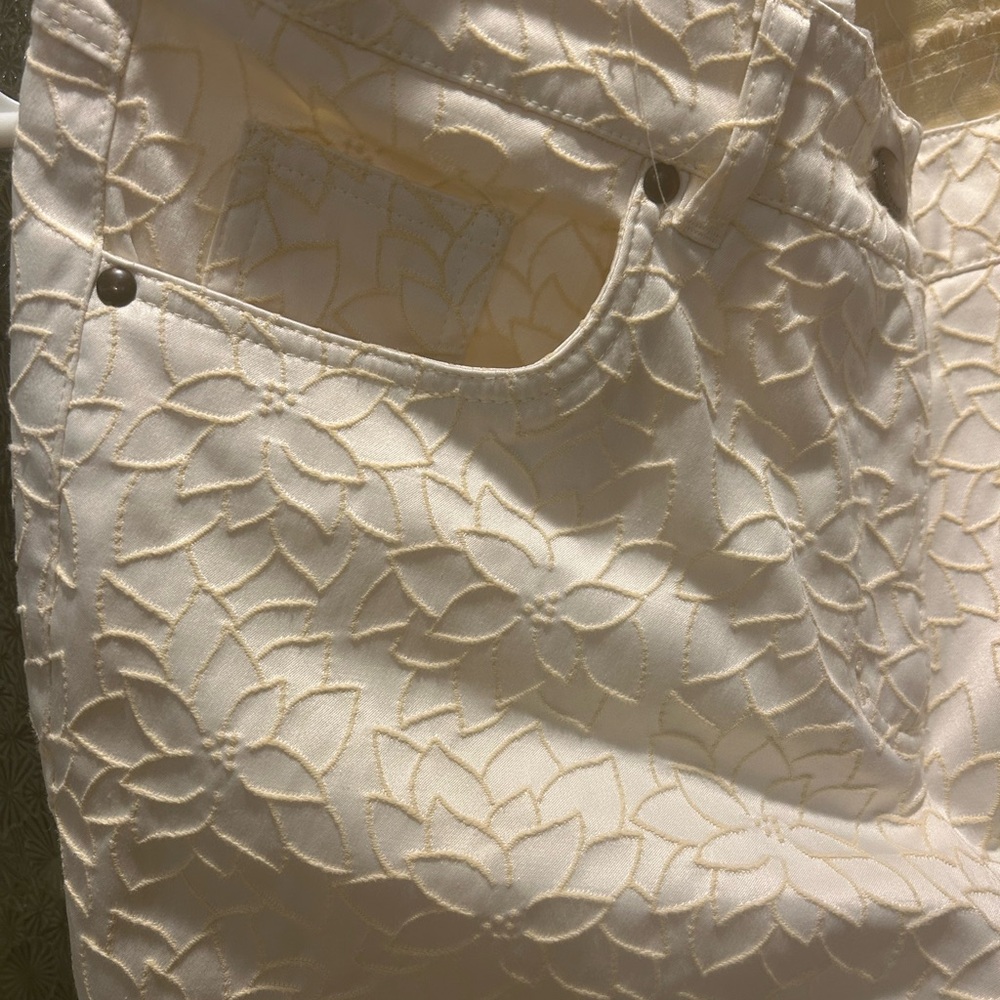 Cream Textured Pants - Picture 3 of 6